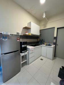 Damai Vacation Stay 7 pax 3 Free Parking