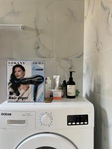 K Bougainville Albania