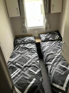 3 Bed-Sleeps 8-Free Parking-10 Min to Beach