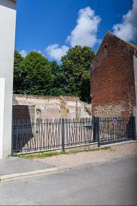 Hotels Logis Hotel & Restaurant - Les Hauts de Montreuil : photos des chambres