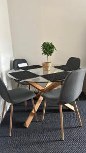 Well-Located Comfortable Complet