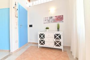 IzzHome Sea Style Apartment img14