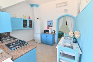 IzzHome Sea Style Apartment img19