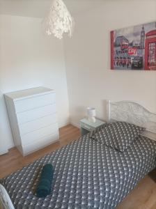 Appartements grand appartement dans residence securisee : photos des chambres