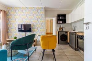 AlimamaSpaces The Munyakas Manson 1543