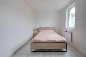 Maisons de vacances Maison avec jardin et parking : photos des chambres