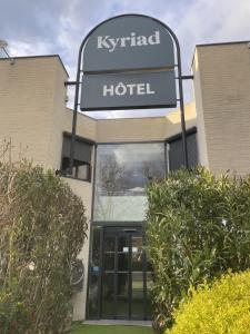 Hotels Hotel Restaurant Kyriad Brive Centre : photos des chambres