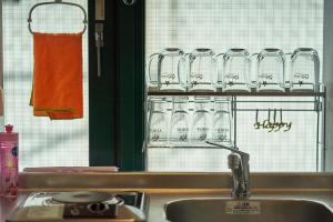 White House - 新宿 1 站地 - 新大久保站 6 Min - 歌舞伎町 4 Min