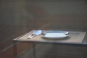 White House - 新宿 1 站地 - 新大久保站 6 Min - 歌舞伎町 4 Min