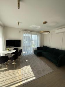 Mano jura 3 apartamentai