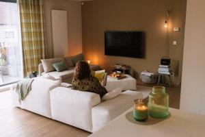 La Petite Foret Contemporary Apartment In Halle