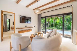 Hutan Villa -Live Among Nature in Style - Open Bath and Private Pool
