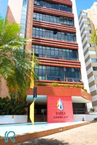 Lindo Studio Vista Mar Na Barra com cozinha, Piscina no Rooftop do EDF, Próximo ao Porto da Barra