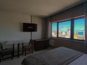 Lindo Studio Vista Mar Na Barra com cozinha, Piscina no Rooftop do EDF, Próximo ao Porto da Barra