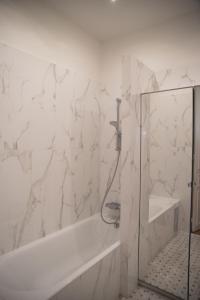 Appartements Luxurious Apartment Trocadero & Eiffel Tower : photos des chambres