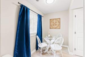 Little River Condo, Renovated, Near Beach
