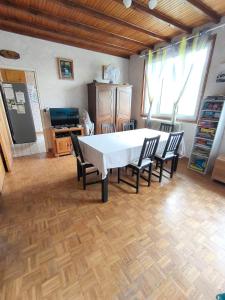 Appartements la berlie du jura : photos des chambres