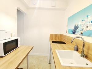 Santorini, Relaxing Spa, Terrace and Parking