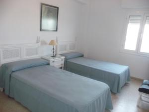 FIRST LINE IN GANDIA BEACH, 3 BR, 2 WC, the best frontal views of the beach