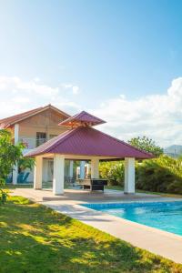 Villa Mercedes - Private Pool & Sunset Views - Ocoa Bay