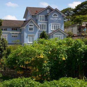 Villa Du Lac Hillside