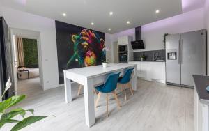 Appartements L-Evolution with AIR CONDITIONING 1 suite and private garden : photos des chambres