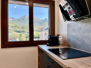 Appartements Altitude Elegante - Centre Ville - WIFI - Balcon : photos des chambres