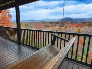 New The Hummingbird - MtnViews Hot Tub Game Room - Ubytování bez kategorie ve městě Sautee Nacoochee