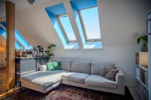 Attic apartment & terrace