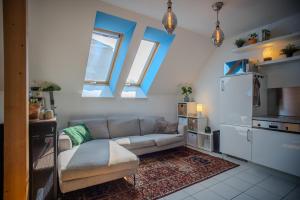 Attic apartment & terrace