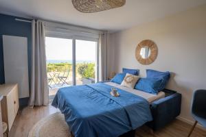 Bienvenue au studio Lescale Bleue avec vue mer et sur le Cap Frehel
