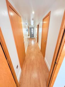 Modern 2 Bed 2 Bath Apartment Hyde Park