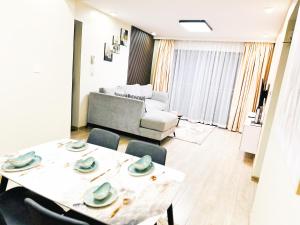Urban Stays-Two bedroom Near JKIA Airport