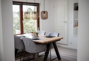 Panorama-Seeblick, Privater Steg, Balkon, Parkplatz