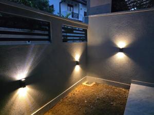 Modern 4-Bedroom Home with Rooftop in Malabe