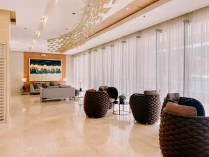 Oranje Suite Near Naia Terminal