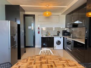 Fati Unit on 77 Independence 8th floor