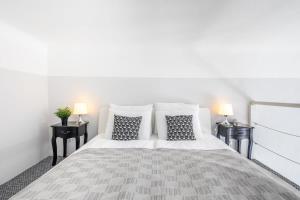 Lovely & Cozy AirCon home