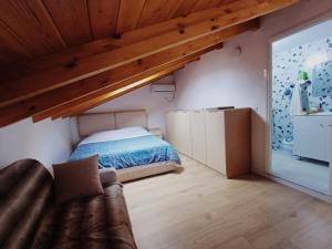 Stone Guesthouse Kajo Roshnik