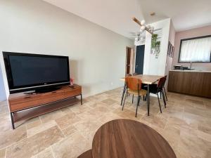 "LAbricotier" Maison avec jacuzzi à 15 minutes à pied de la plage