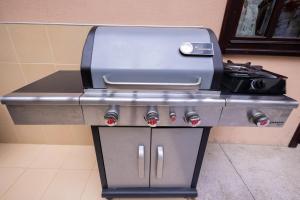 Cabana Walter Busteni cu BBQ & Terasa Privata