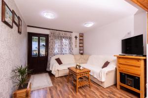 Cabana Walter Busteni cu BBQ & Terasa Privata