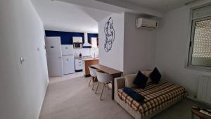 Lovely 1-Bed Apartment in lac1 Tunis
