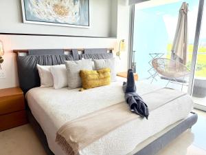 Ocean and Jungle Escape at Bolongo