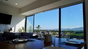 Modern, with Ocean and Mountain View