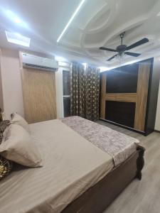 Fiaa- GARNET 3BHK