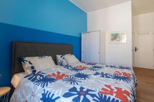 Chambre de luxe RIO a Liège Sale de bain privée check in autonome cuisine partagée