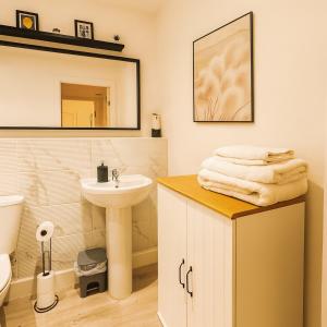 New York Luxe & Free Onsite Parking