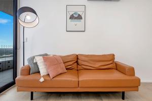 Skyline Views 2BR Plus 1 Study in Liverpool with Pool