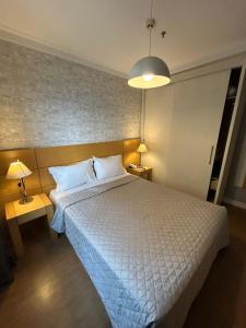 Hotel Aeroporto Congonhas com cozinha e sacada 1108 S